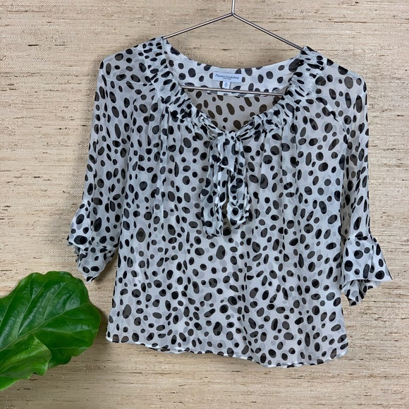 🍁Silk Chiffon 3/4 Bell Sleeve Pussybow Top - Picture 1 of 8